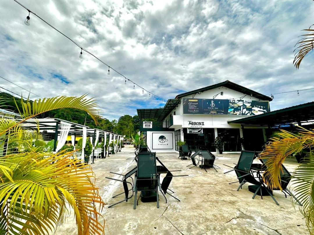 The Sky Inn كوانتان المظهر الخارجي الصورة